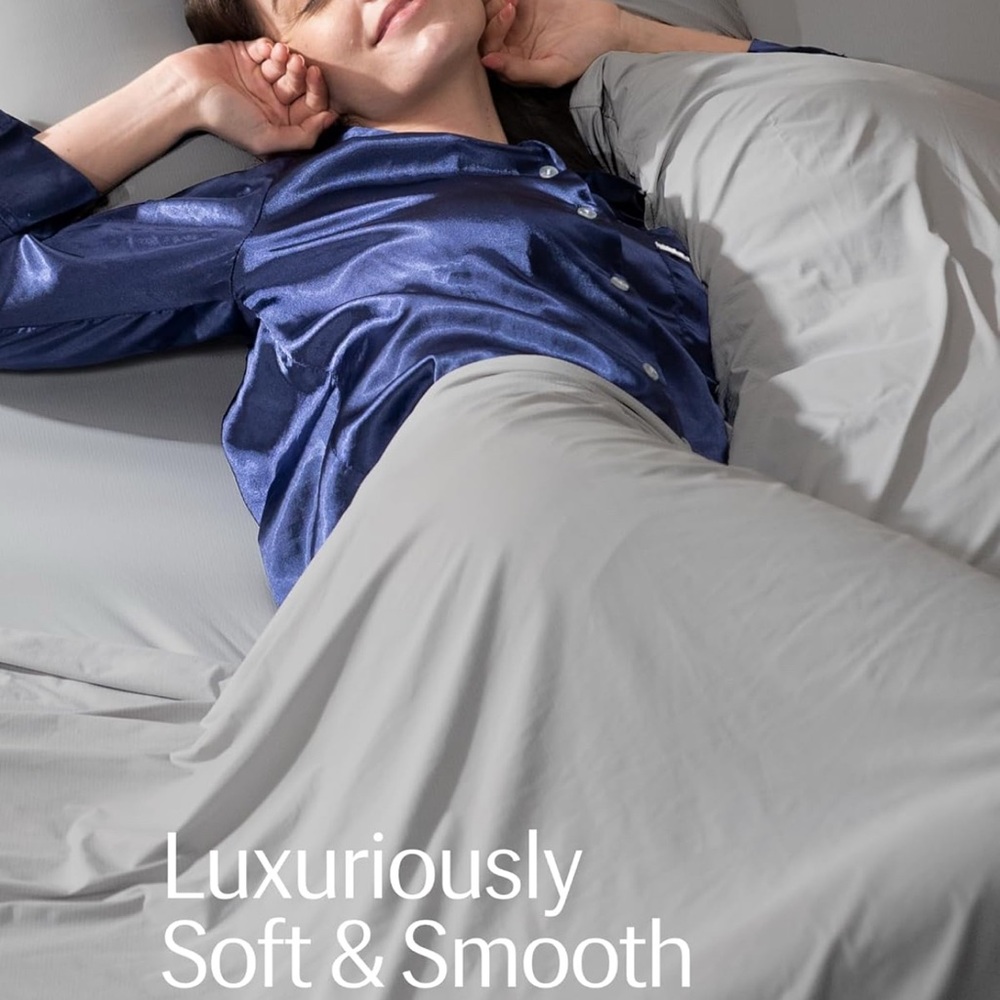 REST® Evercool®+ Flat Sheet Cali King/King Size, Breathable Luxury Bedding Gray - Picture 3 of 7
